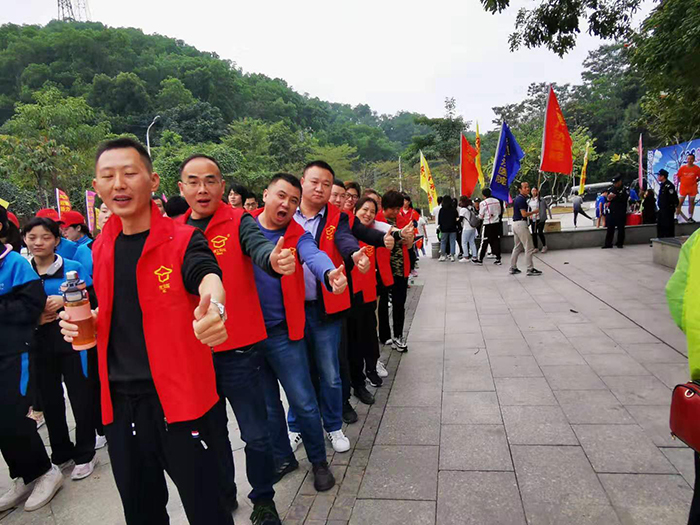宅男导航网址长跑成员，凤岗迎新长跑活动中